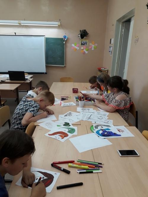 Огромное значение в воспитании детей знакомство с миром профессий имеет. 03 Огромное значение в воспитании детей знакомство с миром профессий имеет. 03