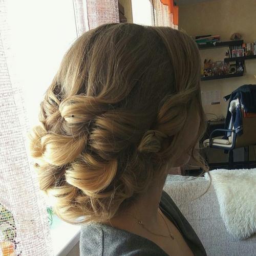 Милые девушки!  Я молодой мастер по прическе и макияжу? 01