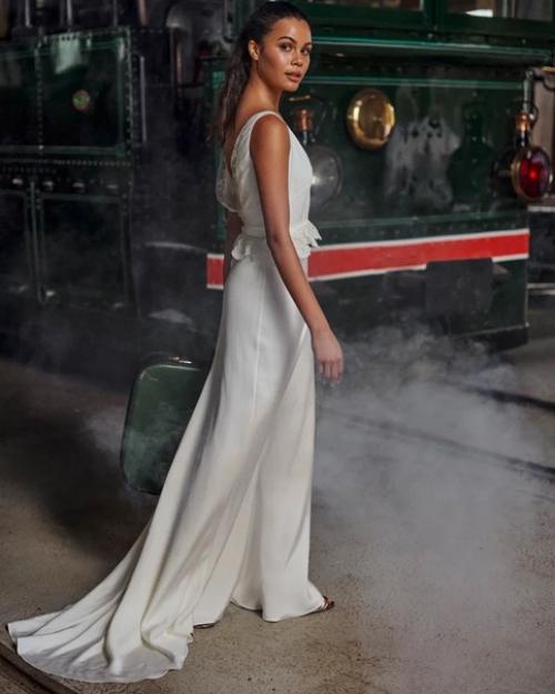 Тенденции, которые актуальны в 2023 году: 01