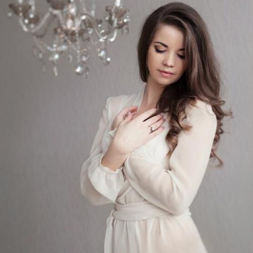 Дорогие девочки, начинается пора выпускных и свадеб, как сказал оскард уайльд: нет не красивых женщин, есть не правильно накрашенные! 02