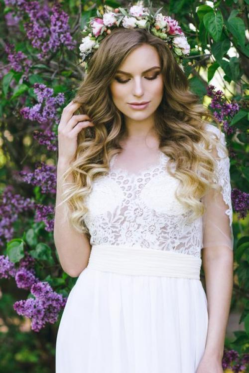 Урок макияжа.  1 нанесите базу под тени и припудрите веко. 05