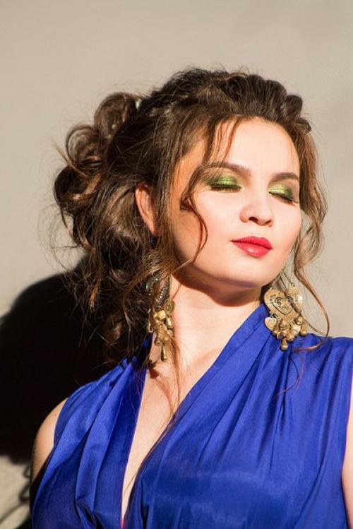 Набор Kylie Jenner поражает уже с одного взгляда - помада высыхает всего за минуту и сразу же становится матовой. 01