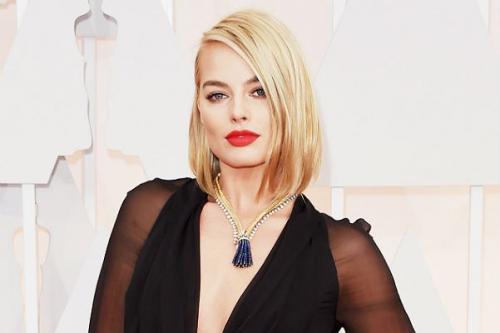 Милые выпускницы!  Освободилось пара мест на выпускные даты. 02