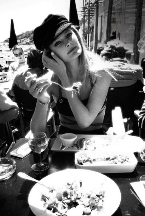 Констанс яблонски в фотосессии Седрика Буше для Elle France June 2015. 08