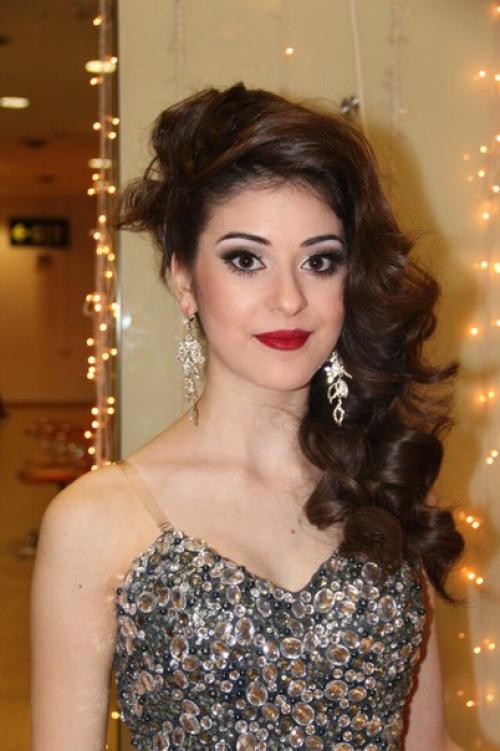 Дорогие девочки, девушки, женщины, предлагаю вам услуги стилиста. 01