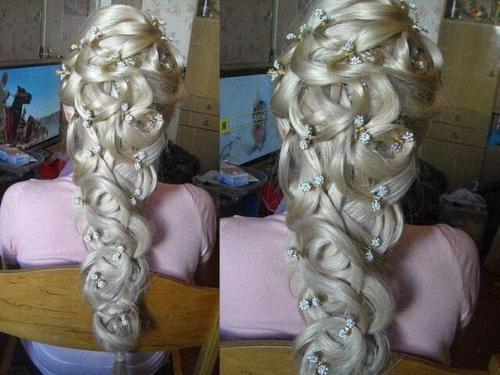 Внимание акция!  Свадебная прическа макияж цена 2000 РУБ выезд на дом! 04