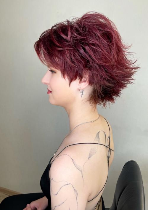 Тот случай, когда даже одев платье в пол ты не изменяешь своему стилю. 02