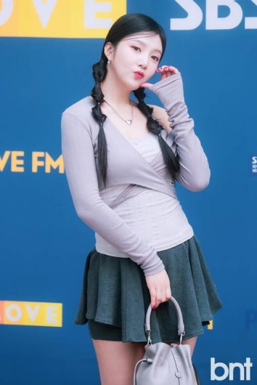 Instiz это фотографии Джой, идущей на работу. 01 Instiz это фотографии Джой, идущей на работу. 01