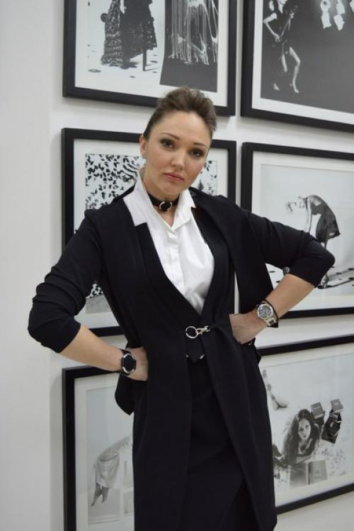 Бизнес - школа финансовой культуры Алины шадриной представляет: флагманский проект Стильная Трансформация. 03 Бизнес - школа финансовой культуры Алины шадриной представляет: флагманский проект Стильная Трансформация. 03