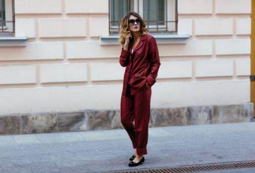 Пижамный стиль.  Теперь весь день можно провести в пижаме и никто на вас косо не посмотрит. 04