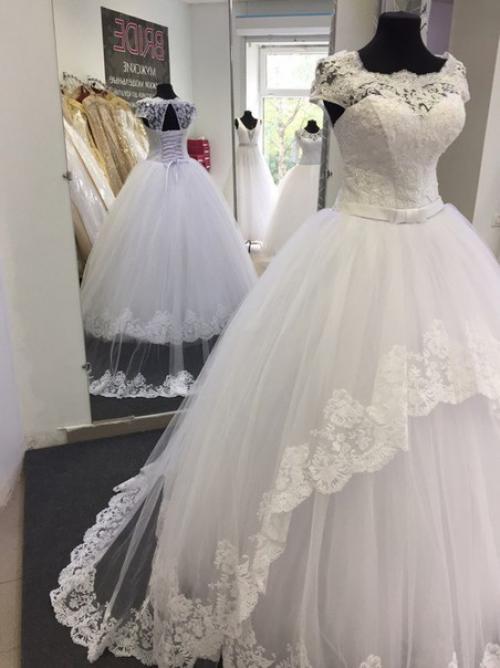 Дорогие невесты?  Мы приглашаем вас на примерку? 07