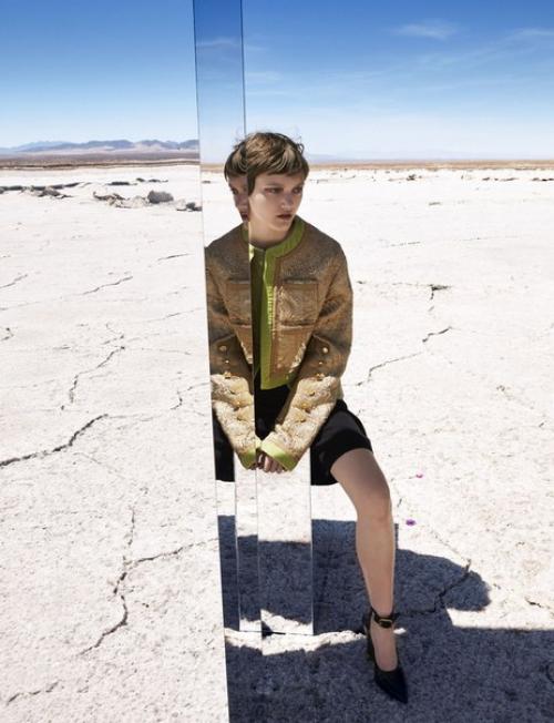 Desert Queen: Пейтон Найт в фотосессии Камиллы акранс для Harper's Bazaar US August 2016. 04