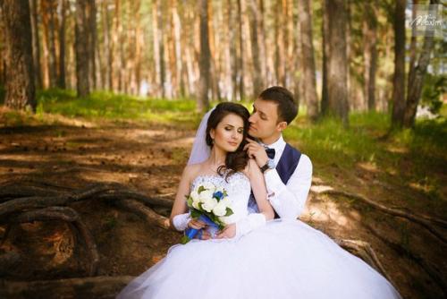 Я могу дополнить ваш образ красивым стойким макияжем. 03