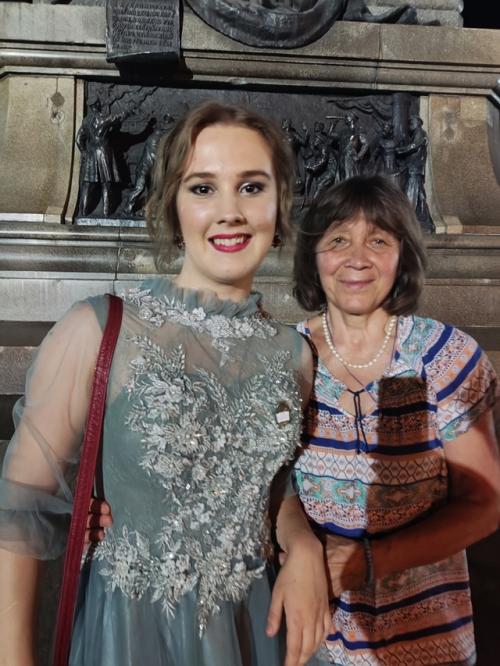 Урра!  До свидания школа! 06