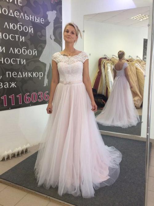 Дорогие невесты?  Мы приглашаем вас на примерку? 01