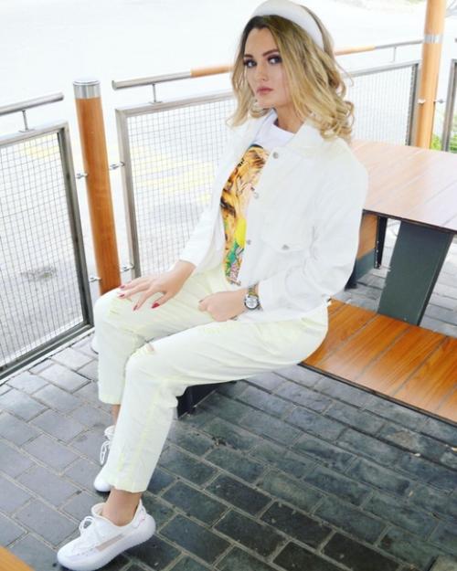 В наличии весь образ. 03