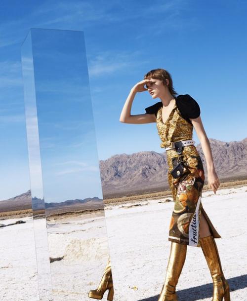 Desert Queen: Пейтон Найт в фотосессии Камиллы акранс для Harper's Bazaar US August 2016. 09