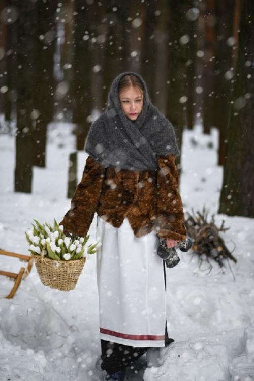Пересматривала фотосеты, как ни странно это всё один человек. 05