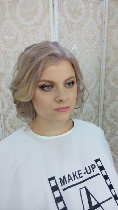 Макияж и прически от мастеров нашей студии. 09