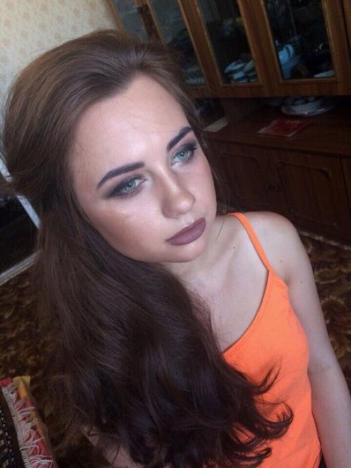 Всем здравствуйте, я сертифицированный мастер по визажу, приглашаю вас на образ к выпускному, фотосессии, дни рождения, а так же свадьбы? 03