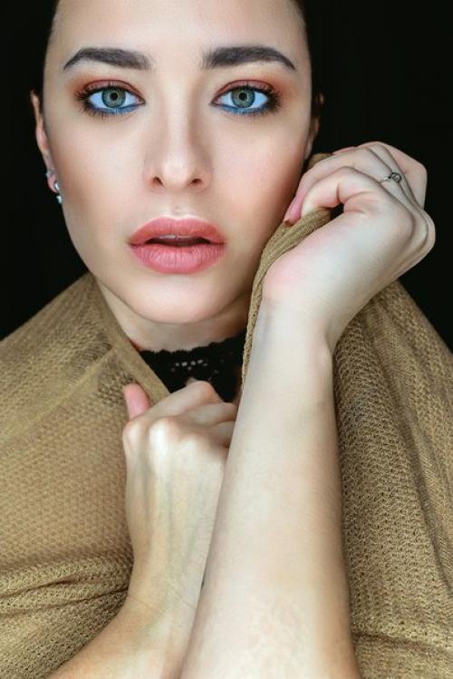 Дорогие девушки?  Ищу моделей на макияж и прически для отработки новых техник. 01