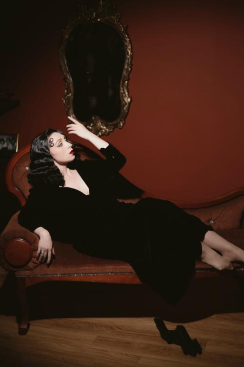 7 сентября.  Фото - день в салоне женской винтажной моды. 07