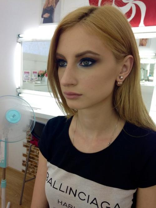 Милые девушки!  Приглашаю вас на макияж: голливудский, вечерний, антивозрастной, Смоки - айз, свадебный. 05