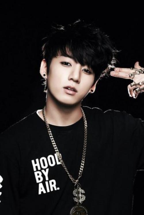 Я долго думала, но решила создать образ женского чонгука. 03