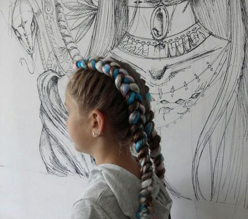 Тольятти. Цветные косы с канекалоном хит этого лета? 01