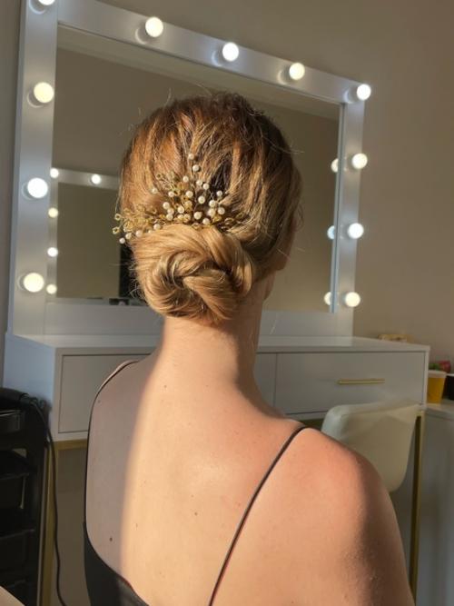 Образ, который отображает вас это 100% гарантия, что ваш праздник, съемка, свидание или просто вечер пройдет удачно. 02