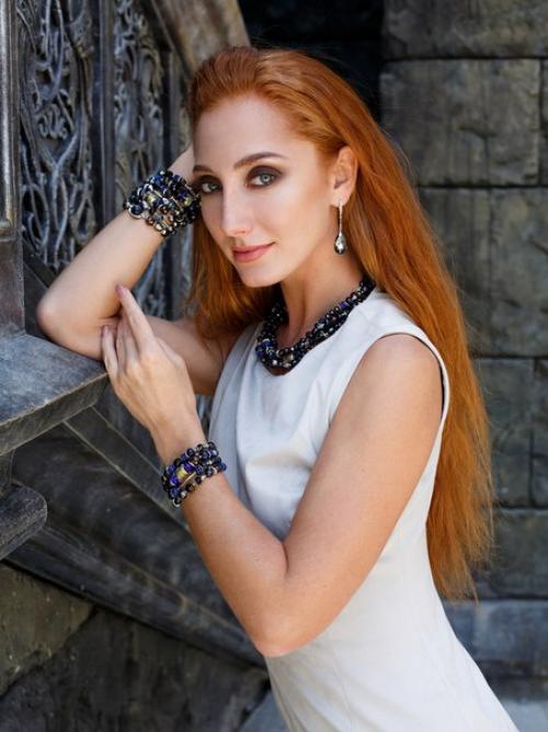 Сертифицированный визажист и мастер по прическам. 01