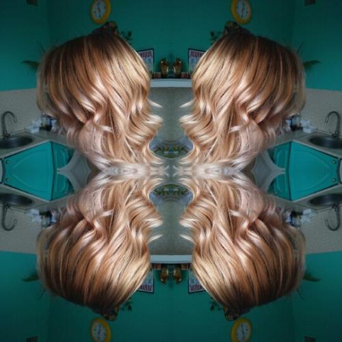 Соседи!  Я парикмахер - стилист с опытом работы более 8 лет. 04