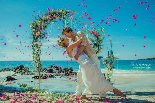 Минимальный набор для свадебной церемонии 1350$. 03