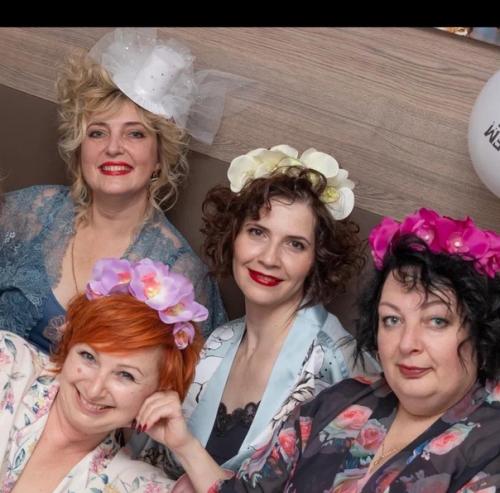 Ну раз я сюда пришла, расскажу что у меня в жизни интересного случилось. 03