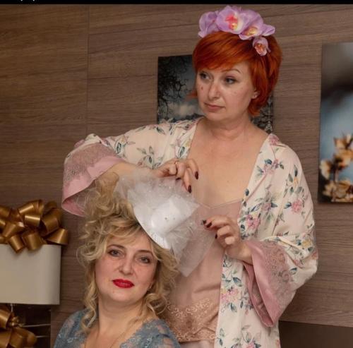 Ну раз я сюда пришла, расскажу что у меня в жизни интересного случилось. 04