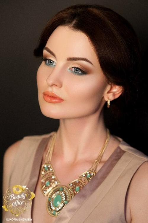 Базовый курс визажа. 02 Базовый курс визажа. 02