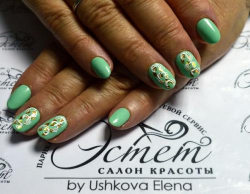 Красивые пальчики с идеальным маникюром важны не меньше стильной прически, тщательно продуманного наряда и великолепного макияжа. 01