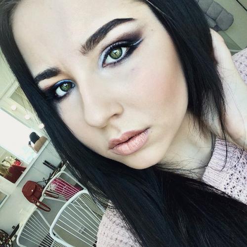 Девушки, предлагаю услуги визажиста и стилиста по прическам. 03