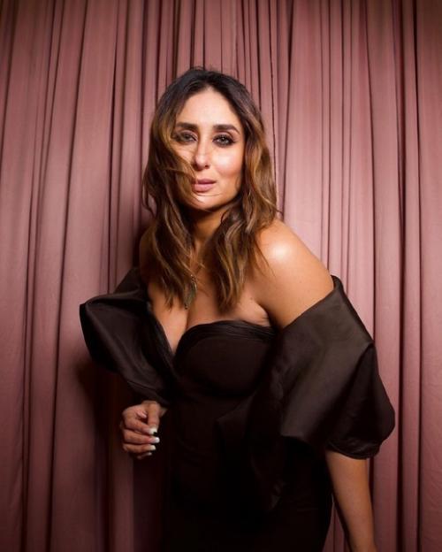 Карина капур кхан в образе от стилиста - Лакшми Лер. 02