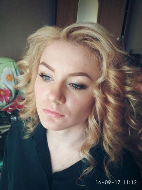 Дорогие девушки работаю в паре с стилистом по прическам. 01 Дорогие девушки работаю в паре с стилистом по прическам. 01