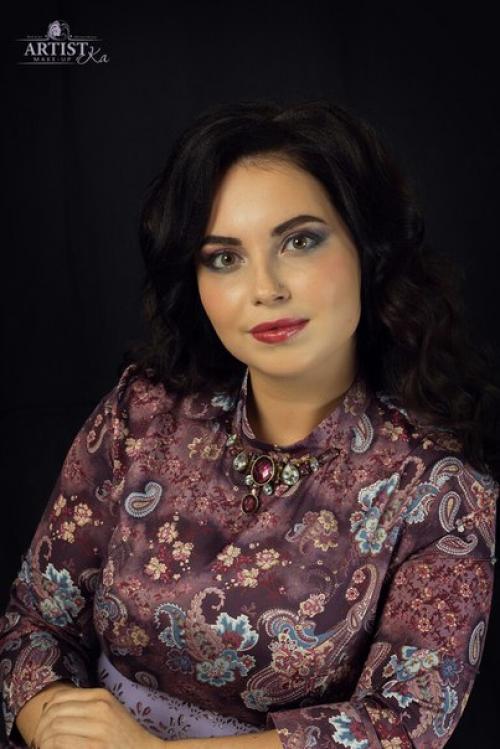 Катя - девушка с обложки, еще одна участница проекта Артистка. 01