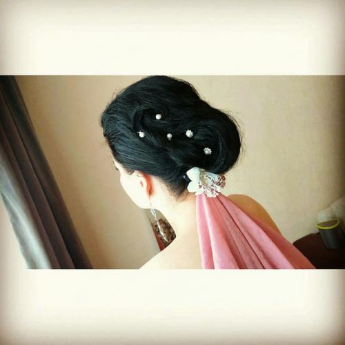 Делать кате нечего, решила навести красоту, сшыла платье из штор, сделала прическу и макияж, и по была фотографам, и вот что вышло. 02