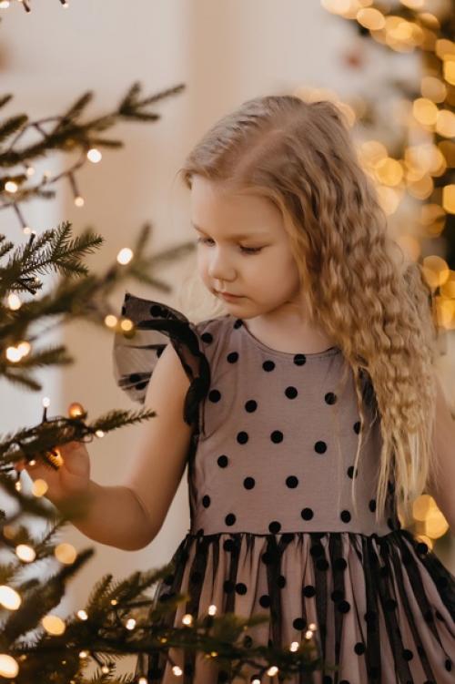 Стиль и визаж - это техника создания образа, в который включены прическа, макияж и вид человека в целом. 01