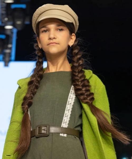 Стиль и визаж - это техника создания образа, в который включены прическа, макияж и вид человека в целом. 02