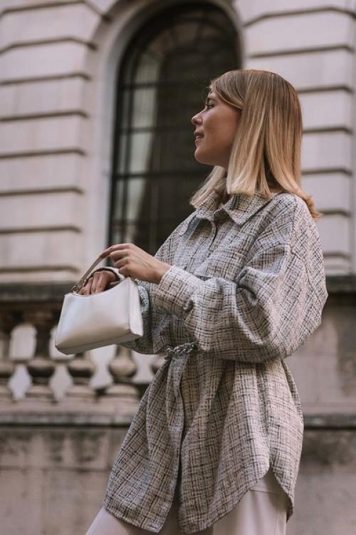 Тренды в фотографии 2021-2022. Естественные, живые фото в движении, смазанные фото. 05