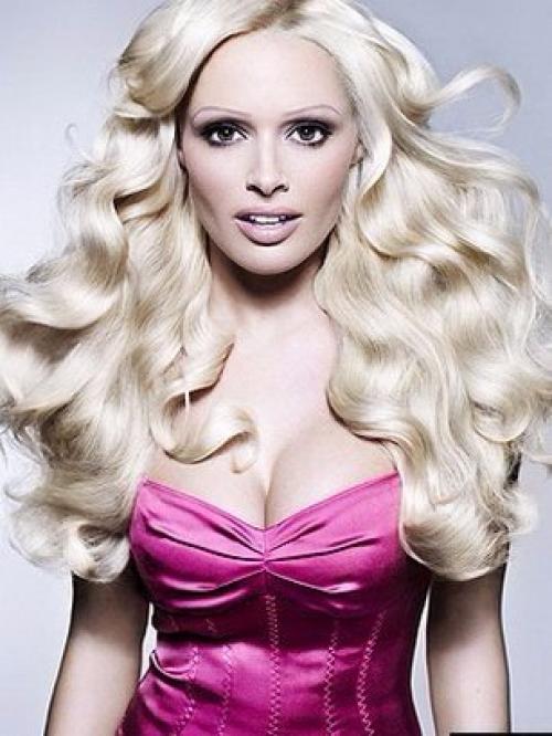 Девушки со светлыми волосами всегда пользовались большой популярностью у сильного пола. 01