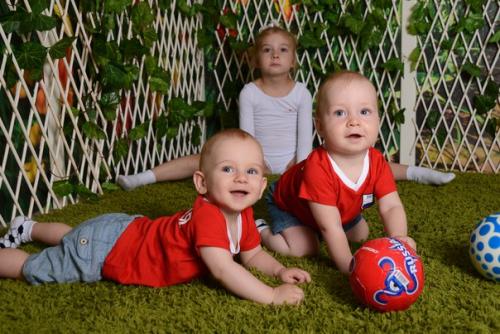 Регулярно провожу фотосессии в семейном салоне красоты Стильняги, в академическом районе. 06