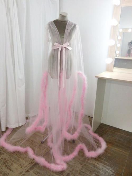 Модель для съёмки в студии ищу. 01