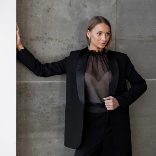 Смокинг - это эффектность и элегантность в одном образе. 04