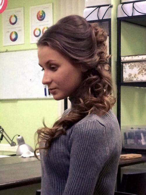 Милые девушки!  Новый год? 09